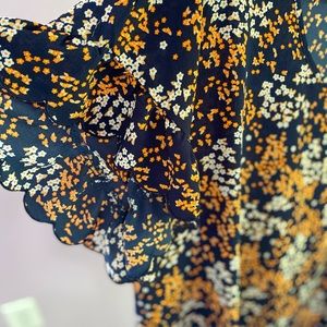 Michael Kors floral top!